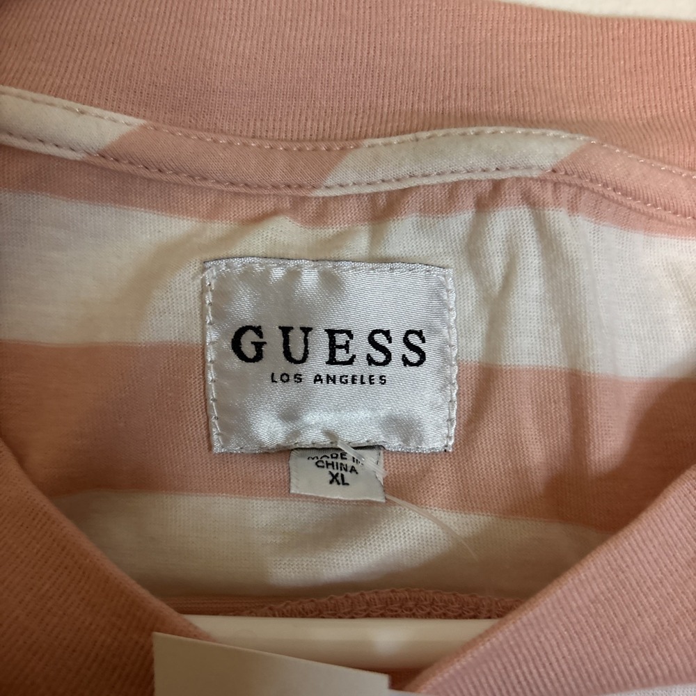 VTG‎ NEW** Guess Los Angeles Mens Pink White Stripe Short Sleeve TShirt Size xL - Picture 2 of 5
